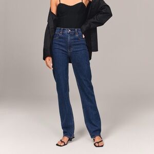 Ultra High Rise 90s Straight Jean